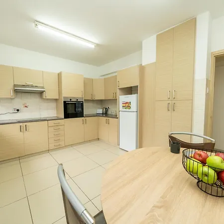 3 Bedroom Flat Near Center Nicosia
