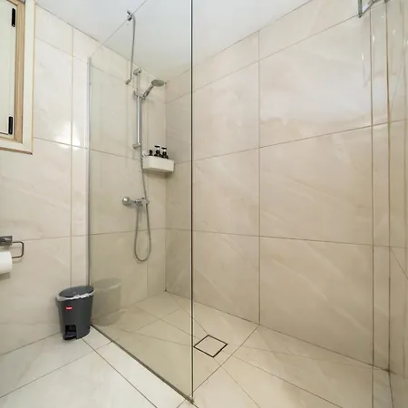 Apartament 3 Bedroom Flat Near Center
