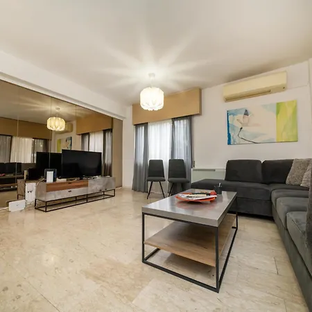Apartament 3 Bedroom Flat Near Center *